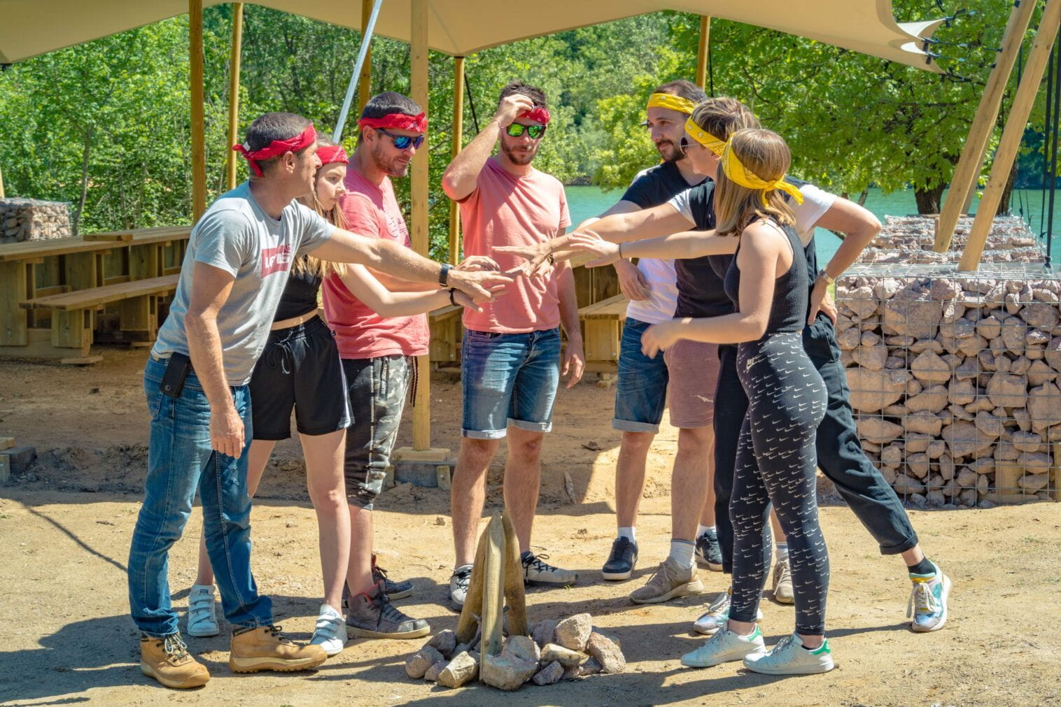 Pourquoi le Team Building au Lac de Saint Cassien est la Clé du Succès pour Votre Entreprise