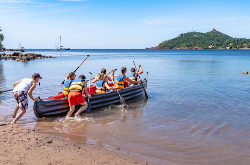 Dragon boat team building en entreprise, guide 2026